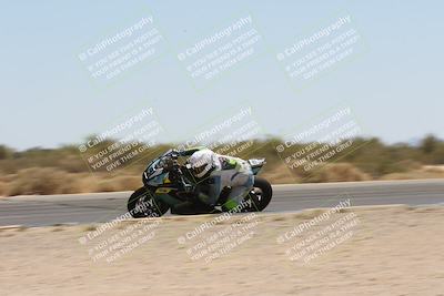 media/Apr-20-2025-CVMA (Sun) [[39090e8767]]/Race 9-Formula LW Twins Shootout/